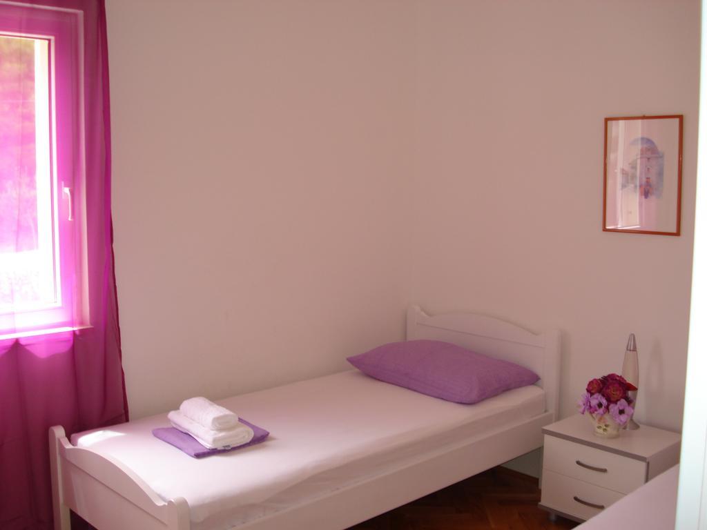 Sea Star Apartment Sutivan Bagian luar foto