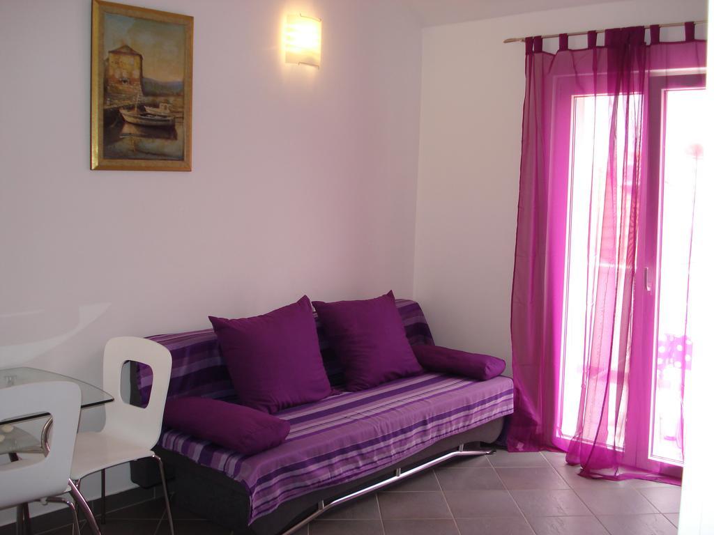 Sea Star Apartment Sutivan Ruang foto